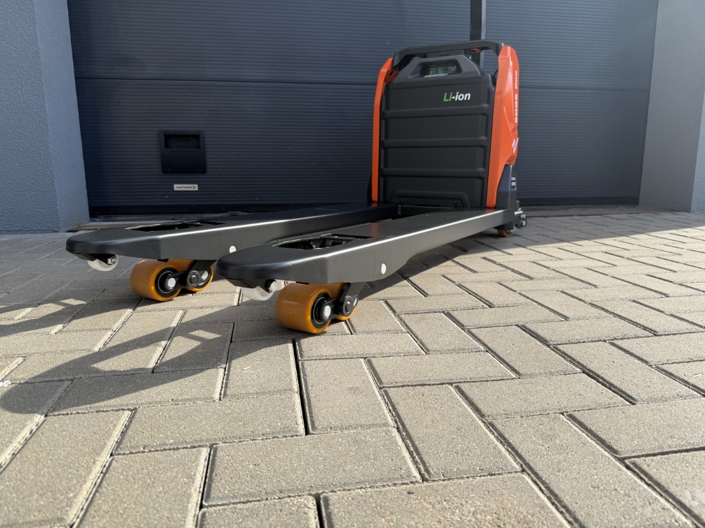Elektrinis palečių vežimėlis EDGE Pro - 1500 kg ir 1150 mm šakės, 24V40Ah baterija - Image 10